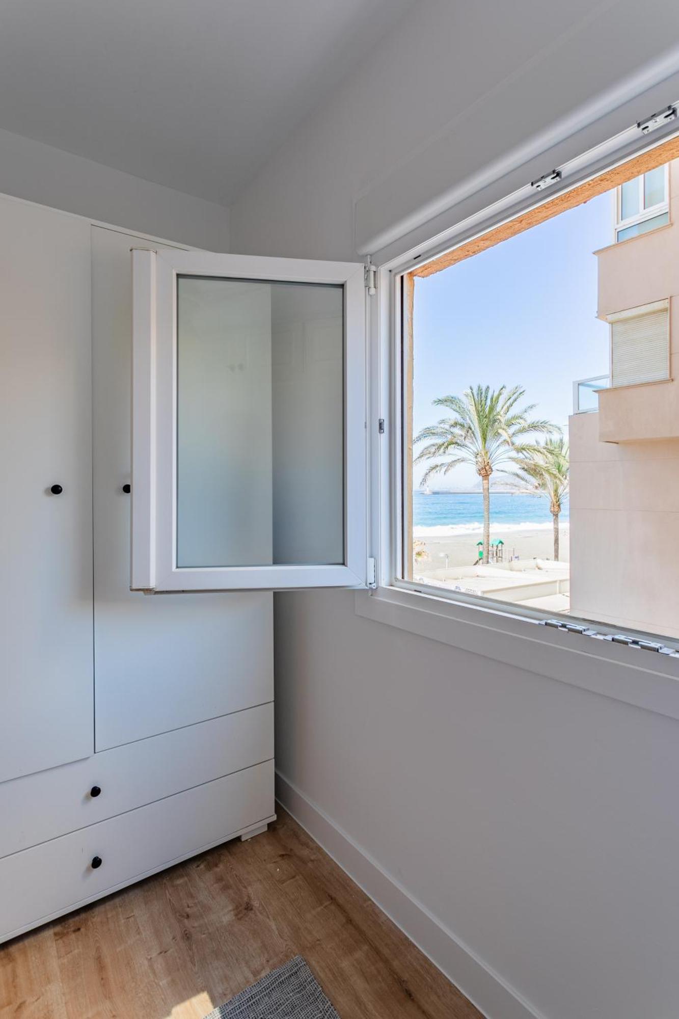 Trendyhomes Zapillo Beach - Primera Linea De Playa Almeria Exterior foto